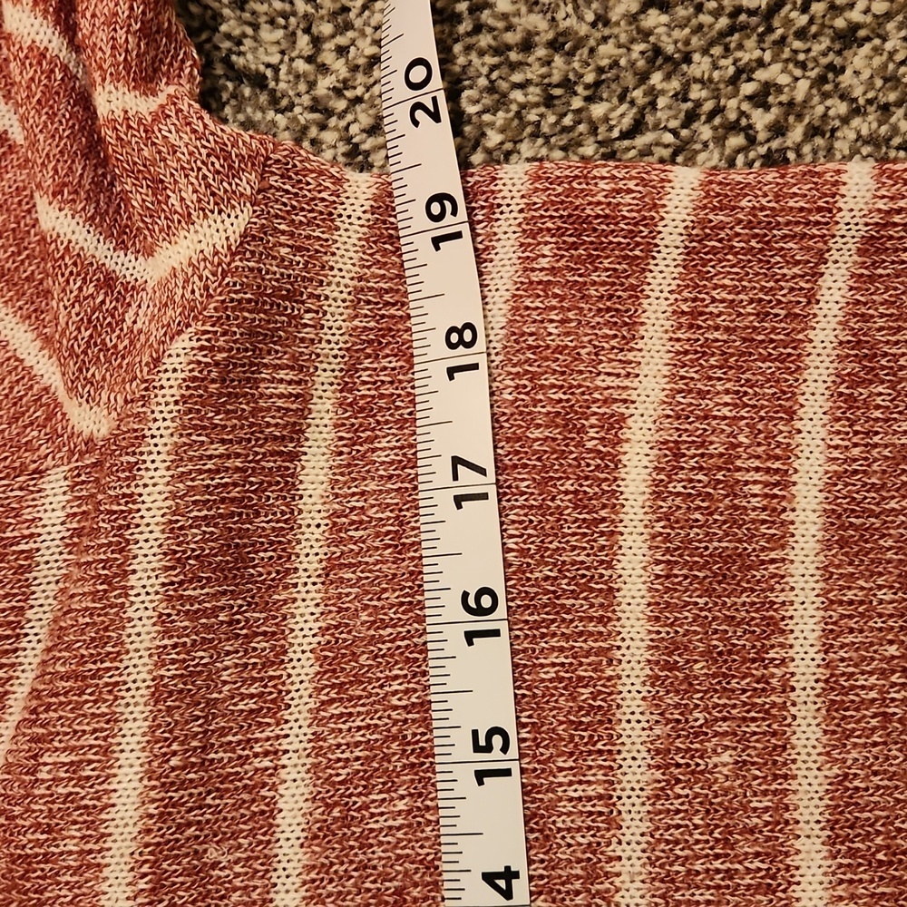 Eddie Bauer Red and White Cowl Neck Sweater - Picture 4 of 10